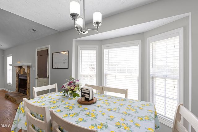 117 Robin Place, Fayetteville, NC 28306