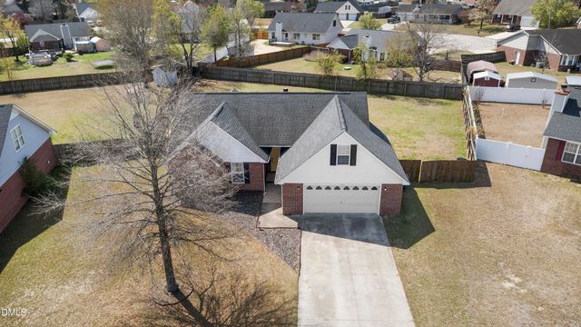 117 Robin Place, Fayetteville, NC 28306