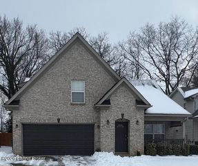 4506 Jett Thomas Dr, Louisville, KY 40228