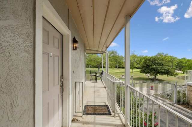 730 Mather ST E F-102, New Braunfels, TX 78130