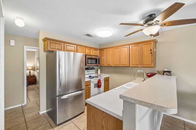 730 Mather ST E F-102, New Braunfels, TX 78130