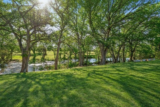 730 Mather ST E F-102, New Braunfels, TX 78130