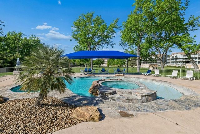730 Mather ST E F-102, New Braunfels, TX 78130