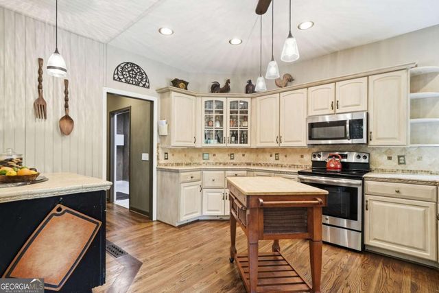 312 Sterling Road, Jasper, GA 30143