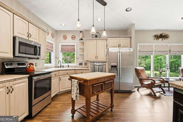 312 Sterling Road, Jasper, GA 30143