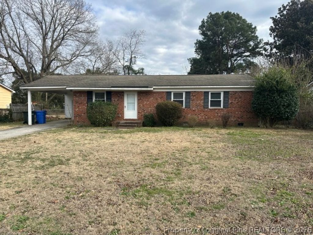 6517 Portsmouth Drive, Fayetteville, NC 28314