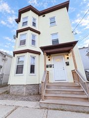 46 Grove St 3, Lynn, MA 01905