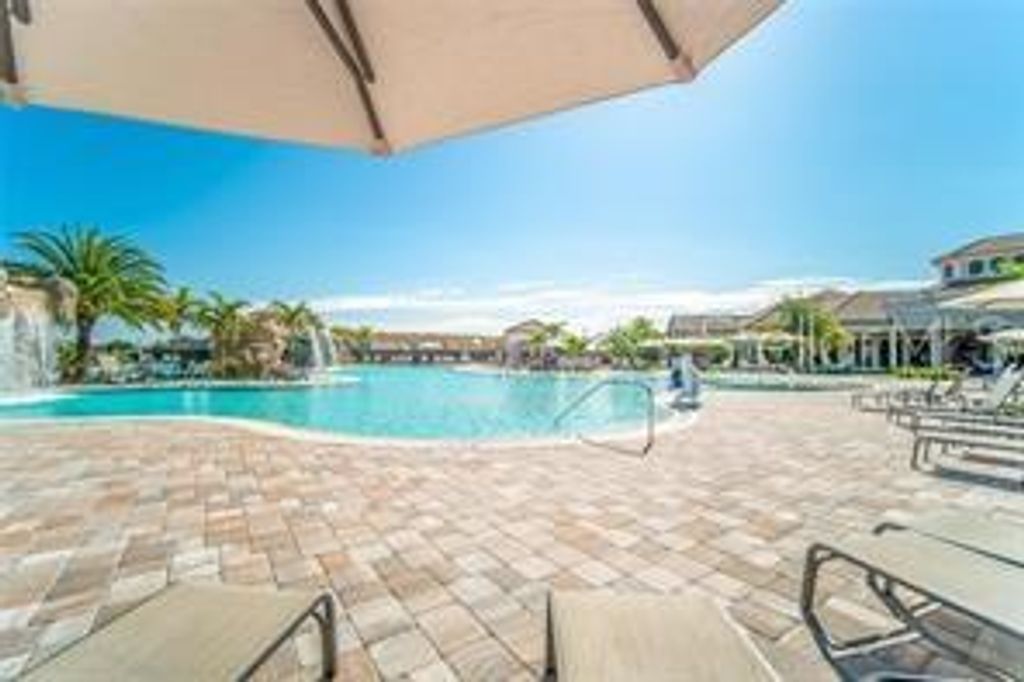 Image 8 of property listing at 16706 VARDON TERRACE 208, Bradenton, FL 34211