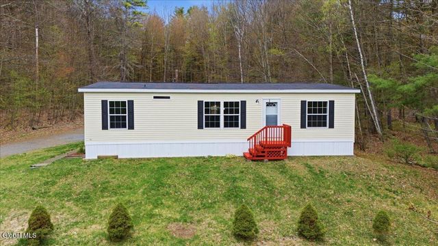 33 Barney Road, Greenfield, NY 12833