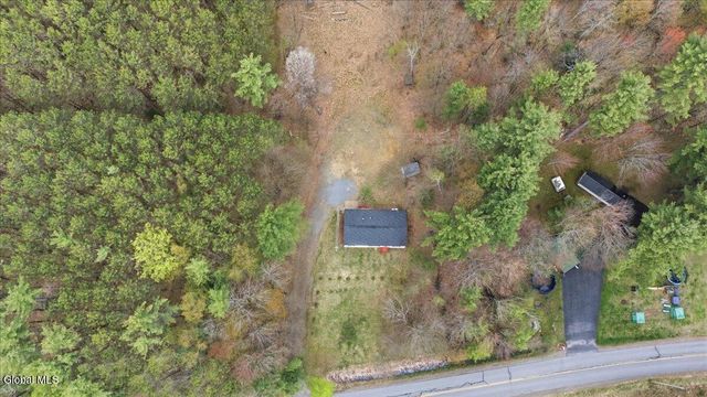 33 Barney Road, Greenfield, NY 12833