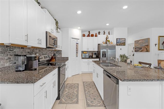 36568 GARDEN WALL WAY, Zephyrhills, FL 33541