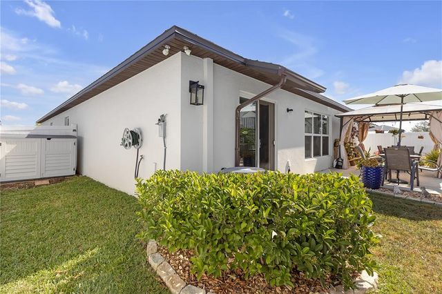 36568 GARDEN WALL WAY, Zephyrhills, FL 33541