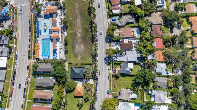 1756 71st St, Miami Beach, FL 33141