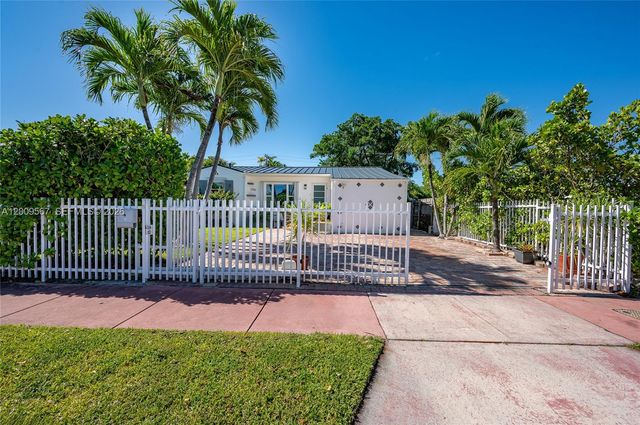 1756 71st St, Miami Beach, FL 33141