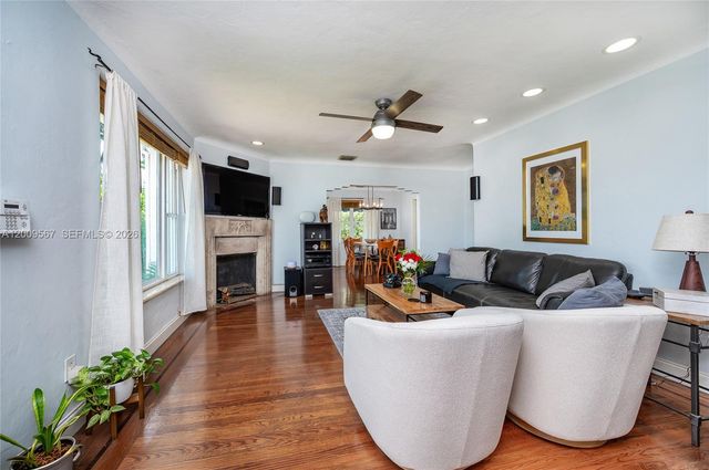 1756 71st St, Miami Beach, FL 33141