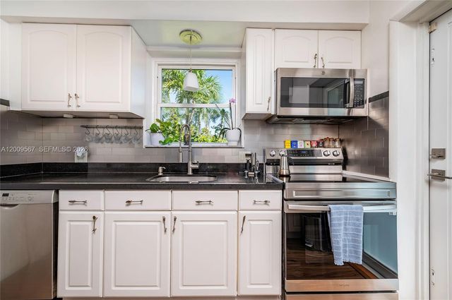 1756 71st St, Miami Beach, FL 33141
