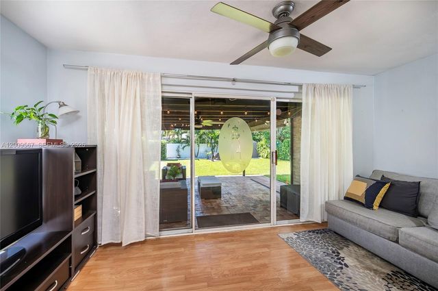 1756 71st St, Miami Beach, FL 33141