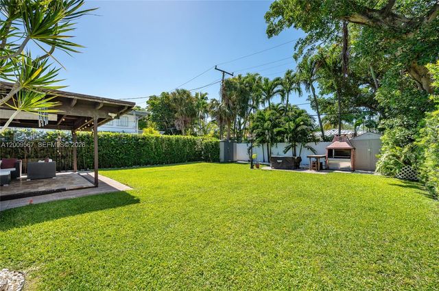 1756 71st St, Miami Beach, FL 33141
