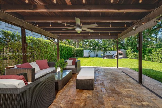 1756 71st St, Miami Beach, FL 33141