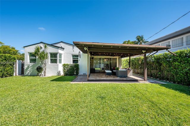 1756 71st St, Miami Beach, FL 33141