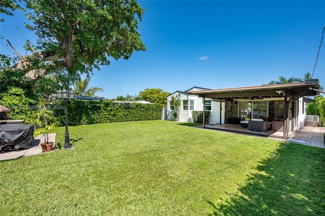 1756 71st St, Miami Beach, FL 33141