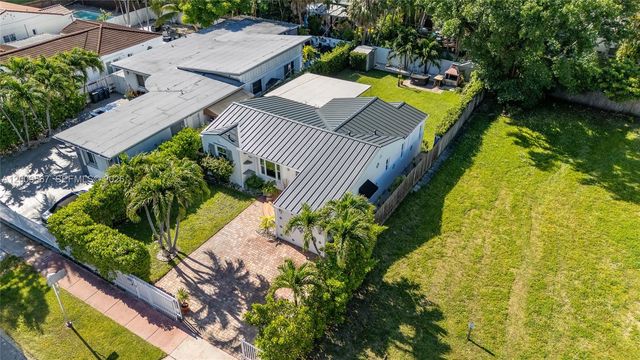 1756 71st St, Miami Beach, FL 33141