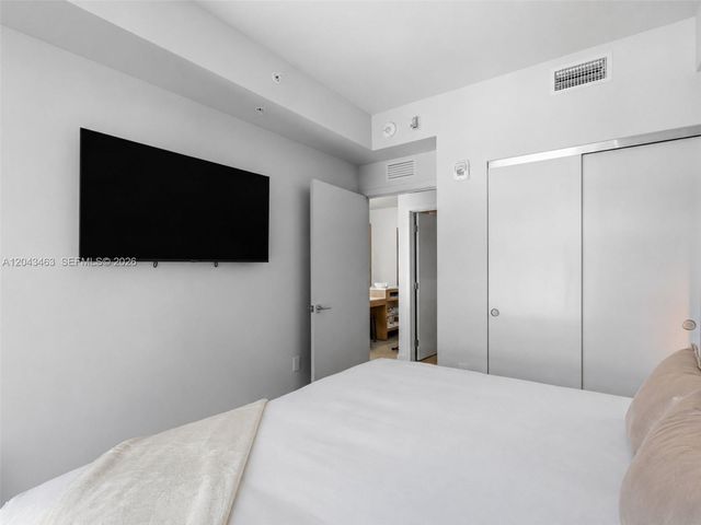 11 NE 6th St 1509, Miami, FL 33132