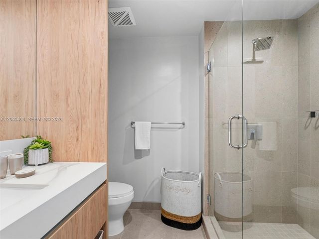 11 NE 6th St 1509, Miami, FL 33132