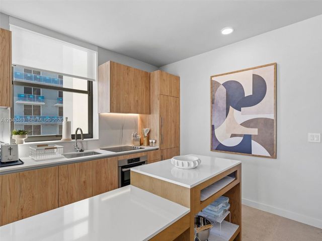 11 NE 6th St 1509, Miami, FL 33132