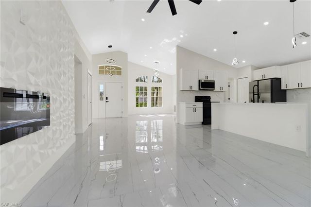 4520 SW 22nd AVE, Cape Coral, FL 33914