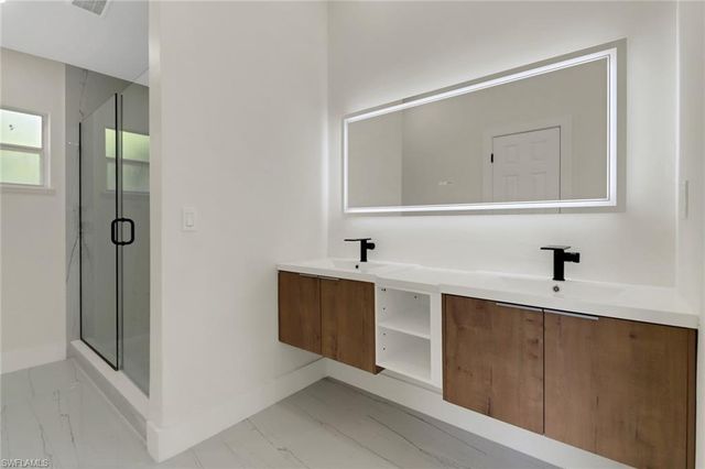 4520 SW 22nd AVE, Cape Coral, FL 33914