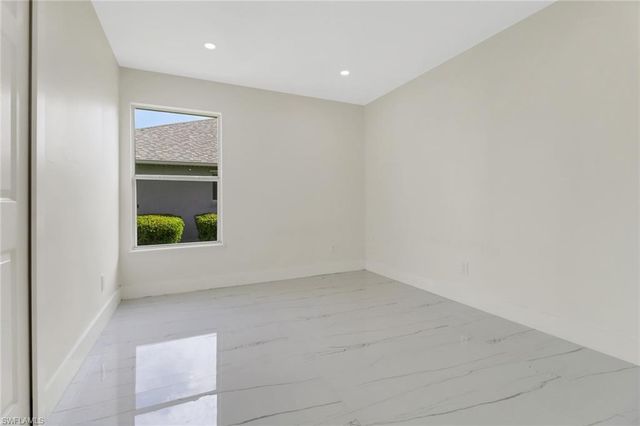 4520 SW 22nd AVE, Cape Coral, FL 33914