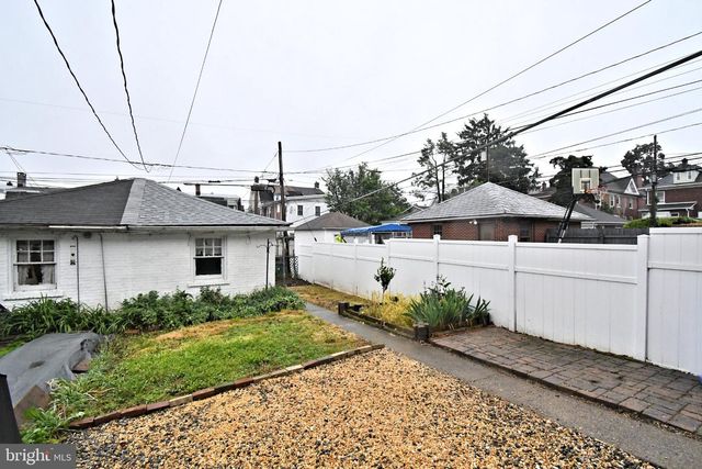 624 8TH AVE, Bethlehem, PA 18018