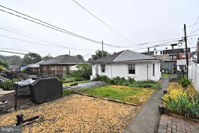 624 8TH AVE, Bethlehem, PA 18018