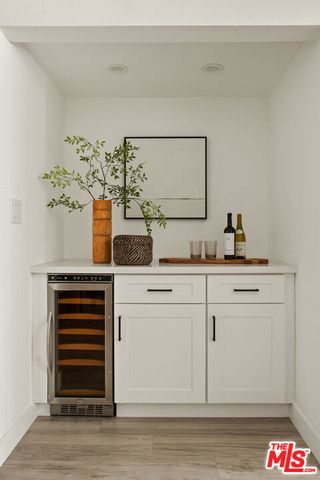 839 Larrabee Street 6, West Hollywood, CA 90069