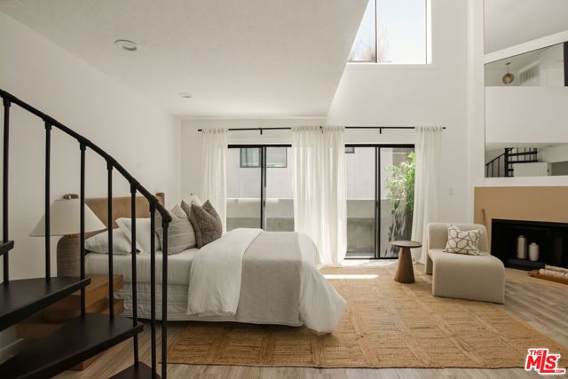839 Larrabee Street 6, West Hollywood, CA 90069