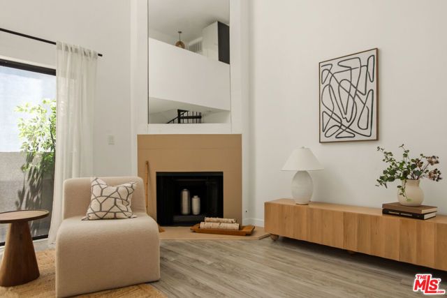 839 Larrabee Street 6, West Hollywood, CA 90069