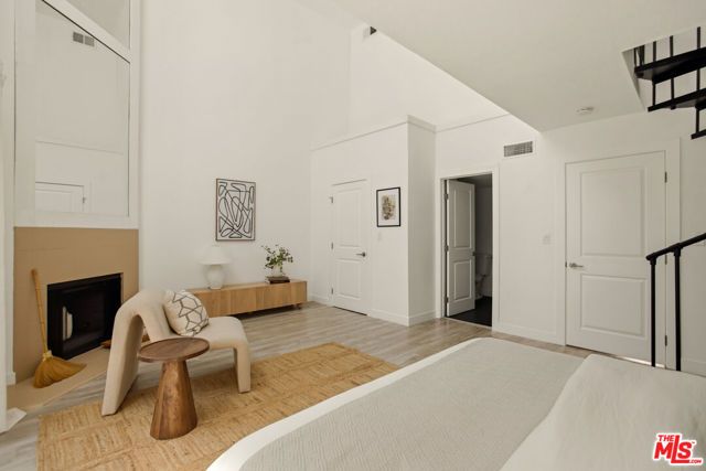839 Larrabee Street 6, West Hollywood, CA 90069