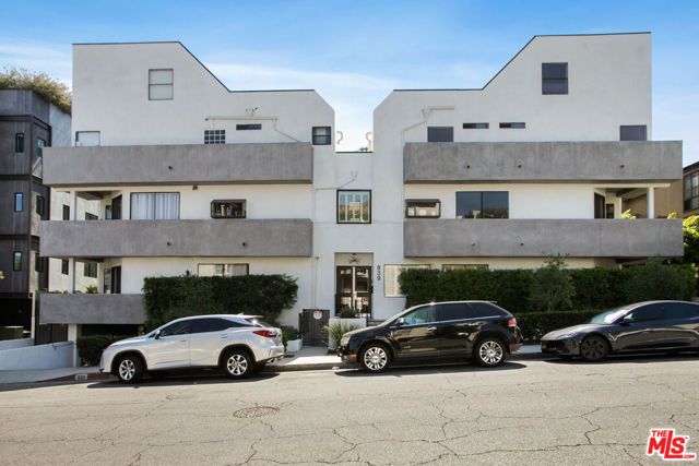 839 Larrabee Street 6, West Hollywood, CA 90069