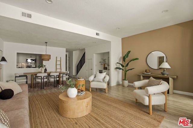 839 Larrabee Street 6, West Hollywood, CA 90069