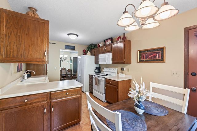 5217 Balmoral Lane, Bloomington, MN 55437