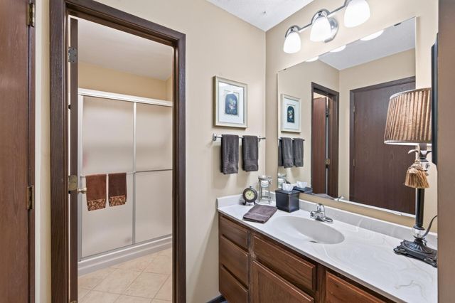 5217 Balmoral Lane, Bloomington, MN 55437