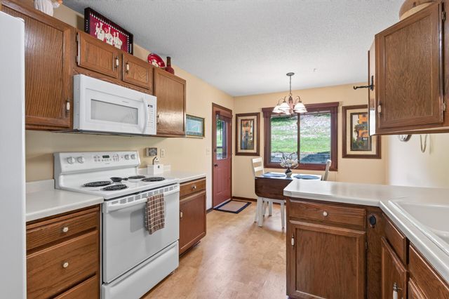 5217 Balmoral Lane, Bloomington, MN 55437