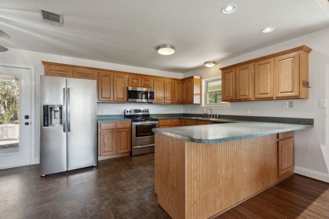 1133 Vz County Road 2413, Canton, TX 75103