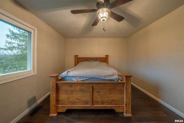 6528 S NAVAJO Drive, Bartonville, IL 61607