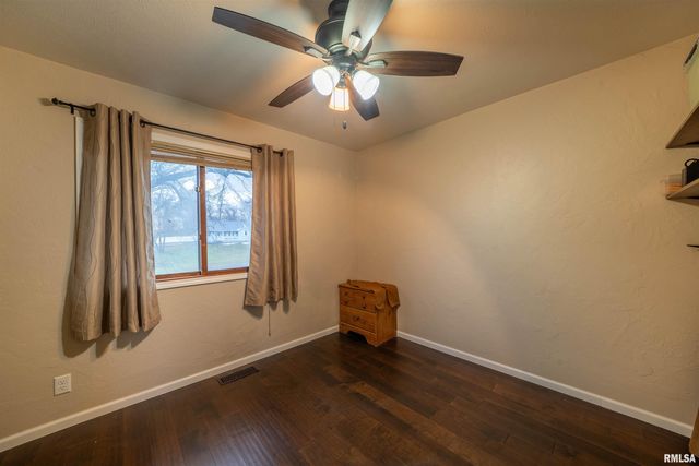 6528 S NAVAJO Drive, Bartonville, IL 61607