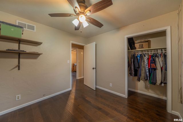 6528 S NAVAJO Drive, Bartonville, IL 61607