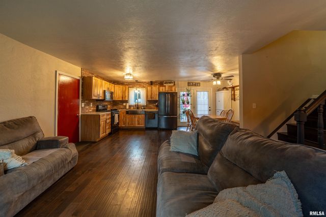 6528 S NAVAJO Drive, Bartonville, IL 61607