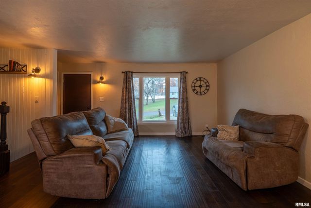 6528 S NAVAJO Drive, Bartonville, IL 61607