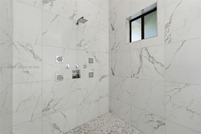 10005 SW 66th St, Miami, FL 33173